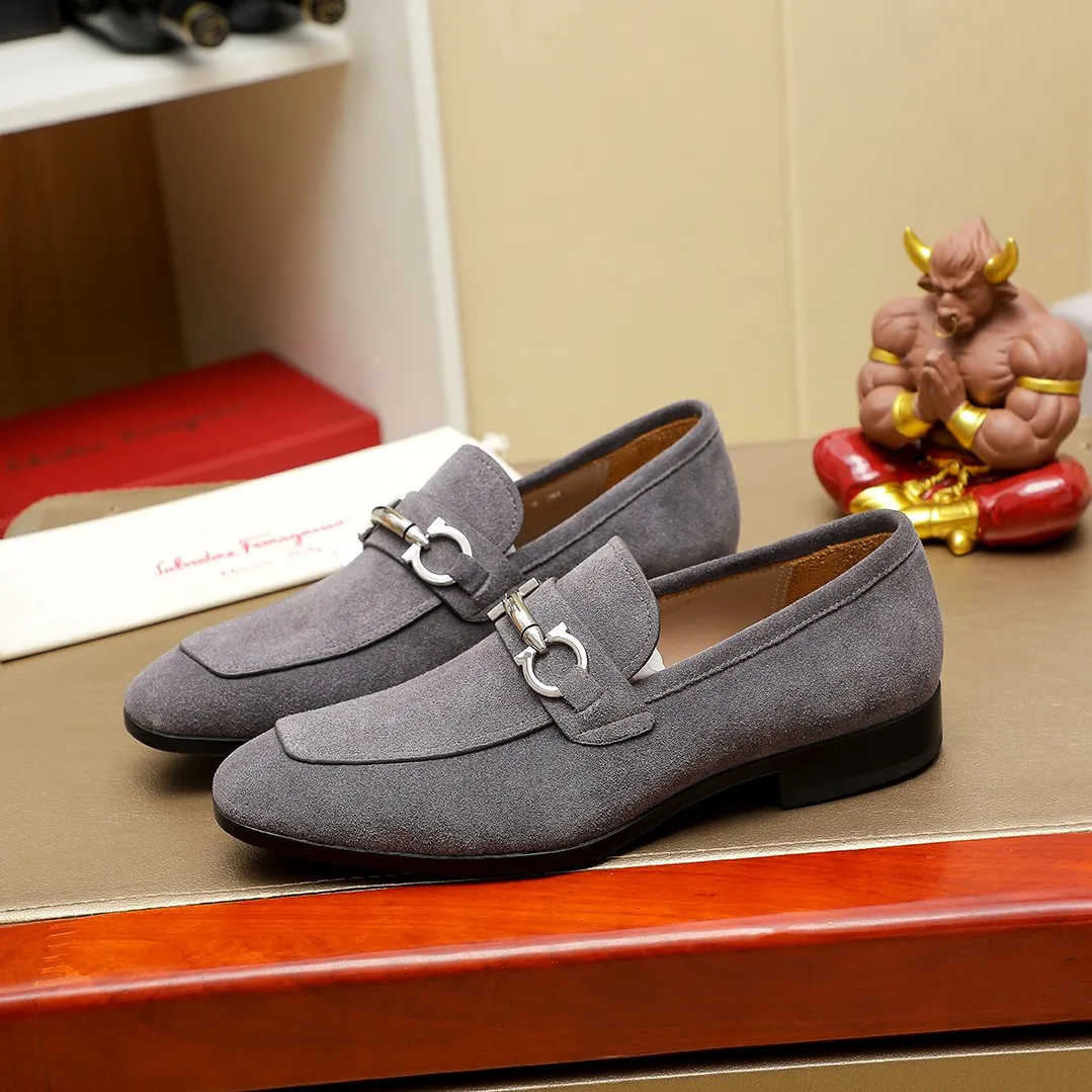 Men's shoes 💰600 🕷🕷🐂【Ferragamo】 Popular fashionable casual shoes🇨🇳Official website counter 1:1 production, original mold opening💯Good quality can be seen, imported high-end first-layer pebbled calfskin, water-dyed🐂leather lining🌿very clear texture, high-quality waterproof, non-slip and wear-resistant outsole🎋high quality and low price, truly handmade🍓, 7 colors available! Code number 38-44 (45. To be customized)